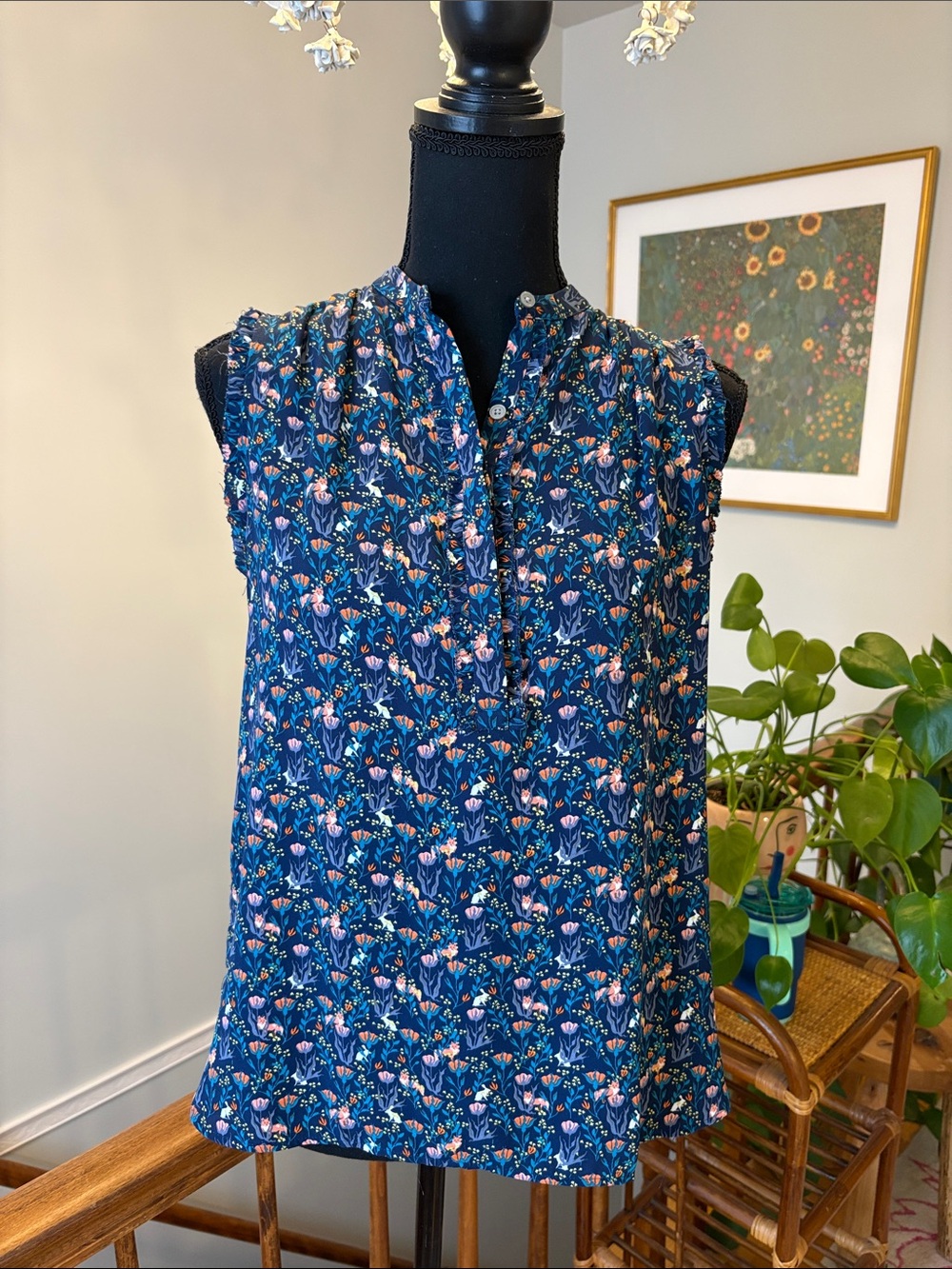 LOFT Navy Floral Sleeveless Tank Top